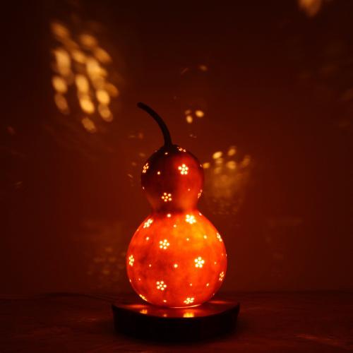 Kotsubogoke lamp